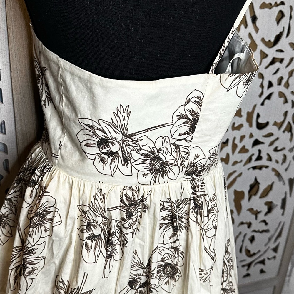 Anthropologie Floral Maxi Dress - Cream and Red - Picture 11 of 11